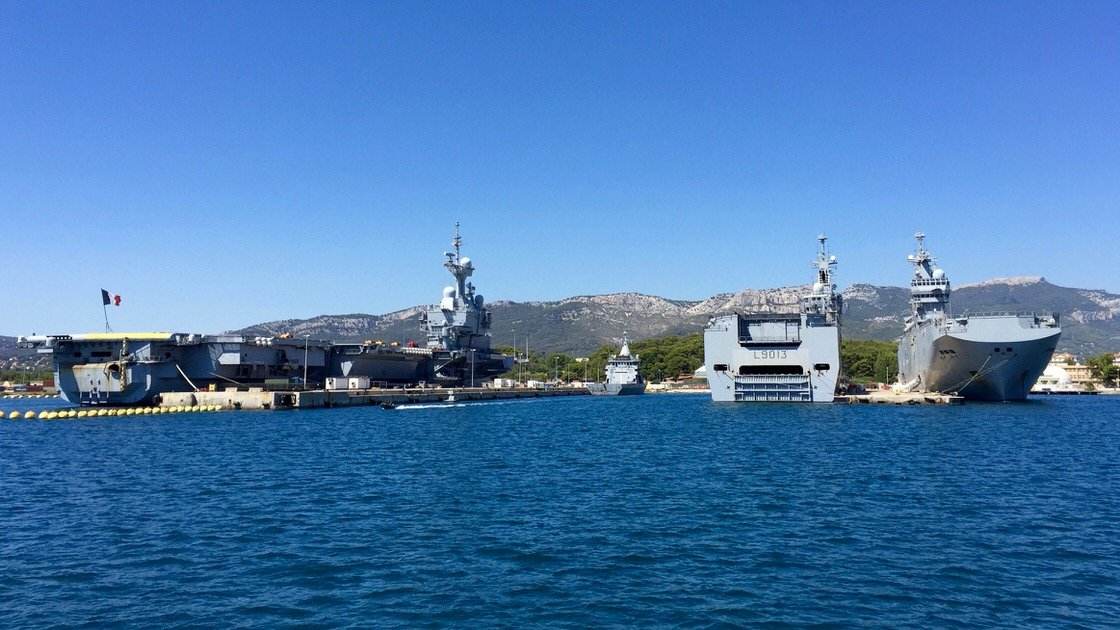 Wycieczka statkiem po porcie wojennym w Toulon