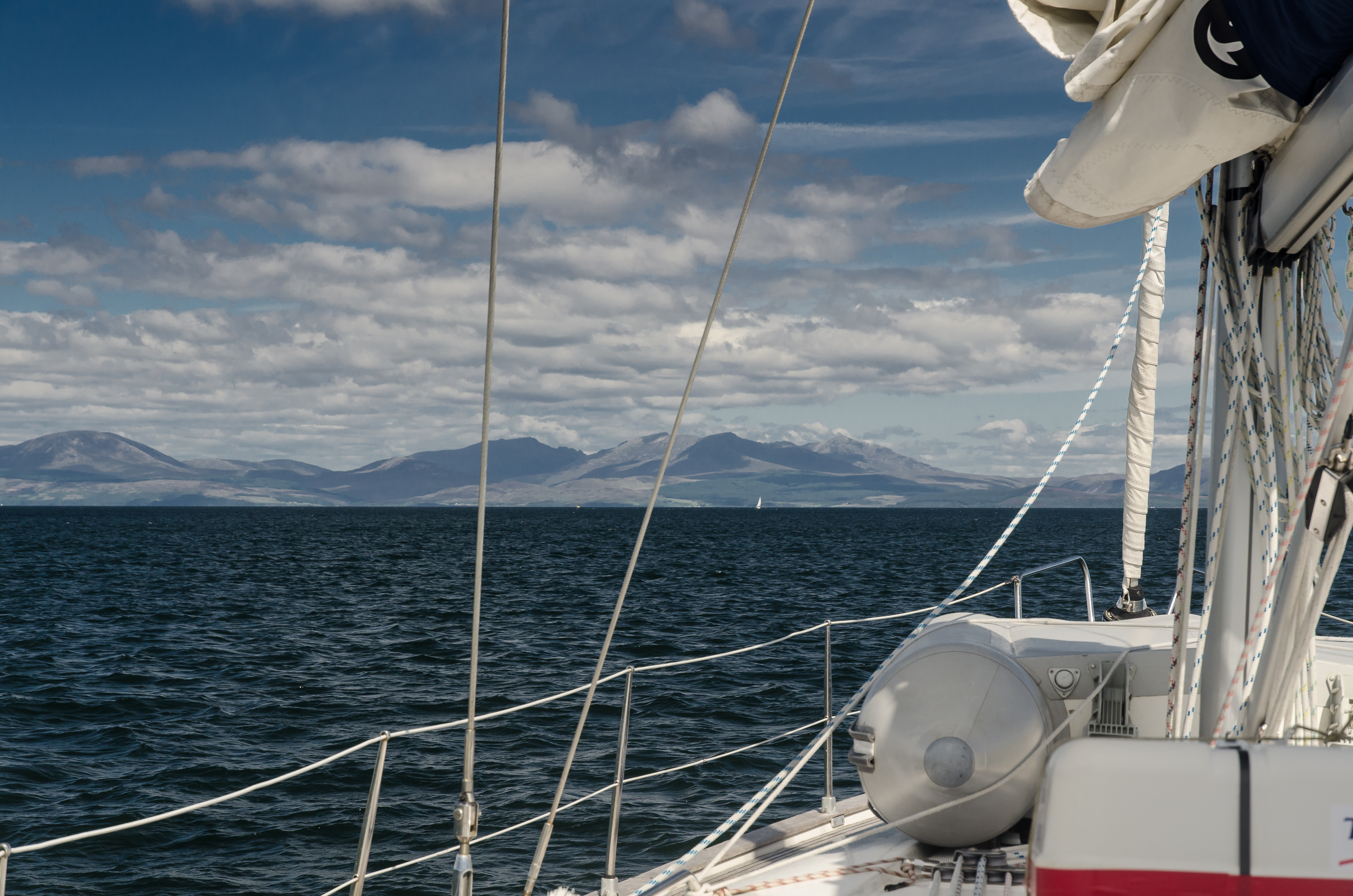 Arran, sailing towards DSC_6534.jpg